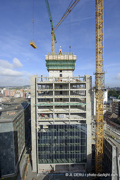 tour des finances à Liège